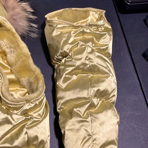 - VINTAGE ROCAWEAR GOLD PUFFER JACKET M - Picture 11 of 13